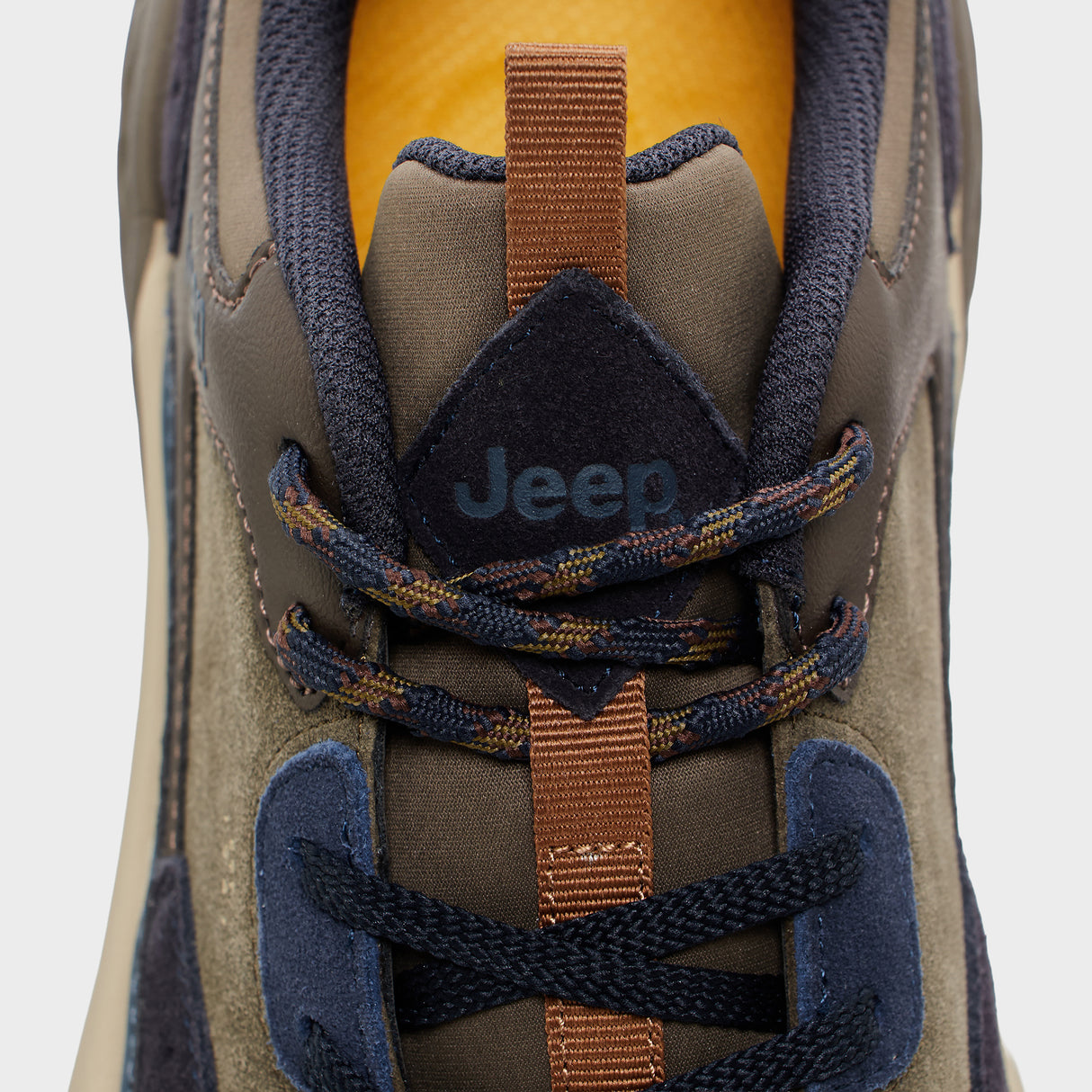 Jeep Groove Shoe